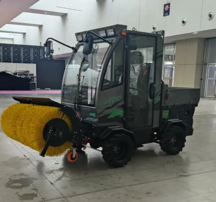 Four Wheel Drive Snow Sweeper - Image 4